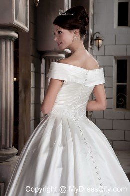 Off The Shoulder Ruching Court Train Wedding Bridal Gowns with Clasp Handle