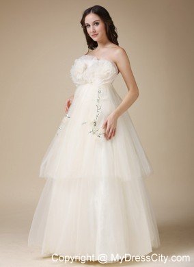 Organza Flowers Appliques Strapless Elegant 2013 Bridal Dresses