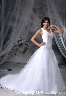 Appliques V-neck Chapel Train 2013 Wedding Anniversary Dress for Church