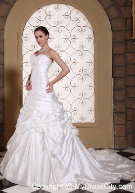 Elegant Chapel Train Pick Ups Sweetheart Wedding Bridal Gown for Church