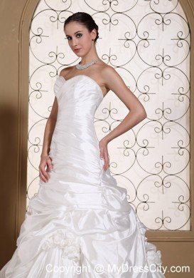 Elegant Chapel Train Pick Ups Sweetheart Wedding Bridal Gown for Church