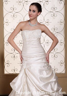 Pick Ups Lace Strapless Chapel Train Ivory 2013 Cheap Wedding Gowns