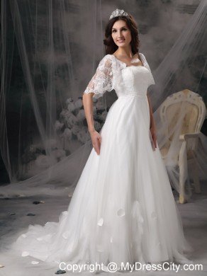 Cap Sleeves Square Neck Brush Train Lace Wedding Dresses with Petals