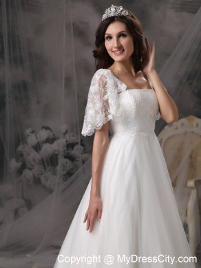 Cap Sleeves Square Neck Brush Train Lace Wedding Dresses with Petals