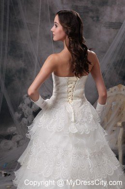 Pretty Strapless Beaded Lace Tiers Garden Wedding Bridal Gown with Gloves