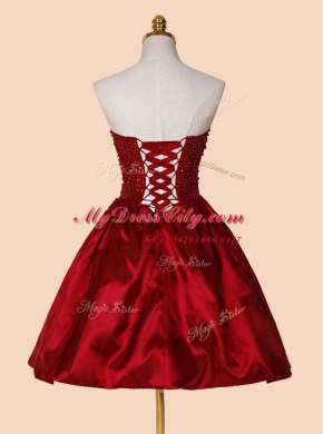 Latest Sweetheart Sleeveless Satin Dress for Prom Beading Lace Up