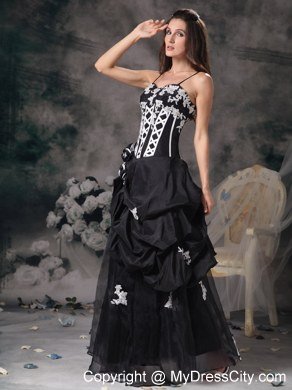 Black Spaghetti Straps Prom Evening Dresses with Appliques Pick-ups