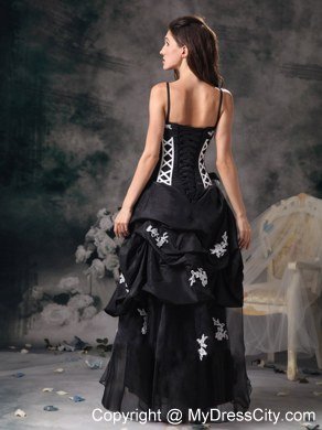 Black Spaghetti Straps Prom Evening Dresses with Appliques Pick-ups