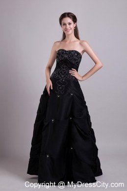 A-Line Strapless Beading Long 2013 Black Prom Gowns