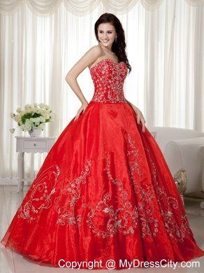 Red Sweetheart Embroidery and Beading Quinceanera Gowns