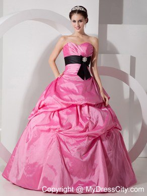 A-line Sweetheart Hot Pink Taffeta Quinceanera Gowns with Sash