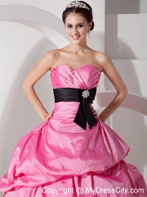 A-line Sweetheart Hot Pink Taffeta Quinceanera Gowns with Sash