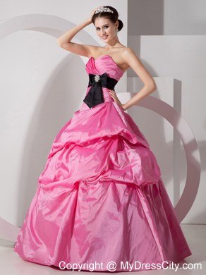 A-line Sweetheart Hot Pink Taffeta Quinceanera Gowns with Sash