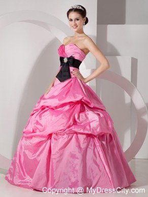 A-line Sweetheart Hot Pink Taffeta Quinceanera Gowns with Sash