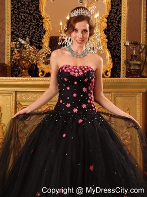 Strapless Black Tulle Appliques Quinceanera Dress For 2013 Spring