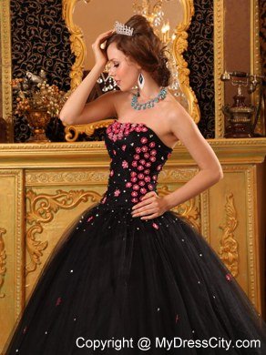 Strapless Black Tulle Appliques Quinceanera Dress For 2013 Spring