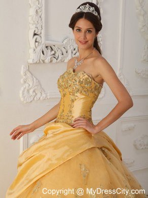 Gold A-line Strapless Appliques Luxurious 2013 Quinceanera Dresses