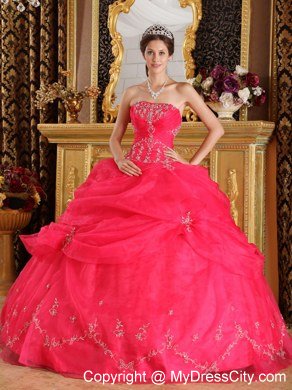 Organza Appliques Strapless Pick Ups Coral Red Quinceanera Dresses