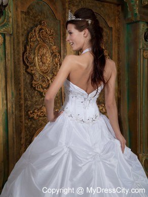 Elegant Halter Top Beaded Cheap Puffy Quinceanera Gowns In White