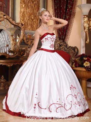 Embroidery Red Hem Strapless White Quinceanera Gowns 2013