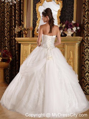 Cheap Sequined Sweetheart Beaded White Quinceanera Dresses