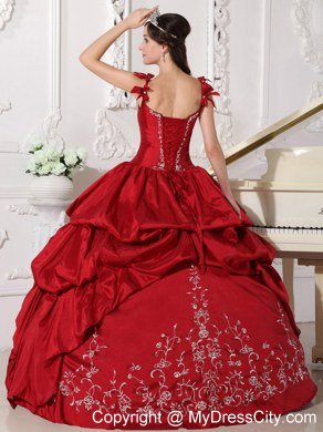 Flowers Straps Embroidery Pick Ups Wine Red Dresses For Sweet 15