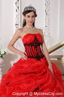 Black Embroidery Strapless Pick Ups Red Quinceanera Dresses