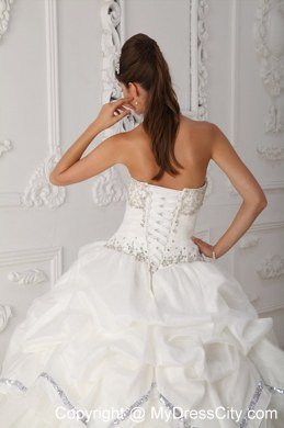 Hottest Style Sweetheart Beaded White Quinceanera Dresses With Pick Ups