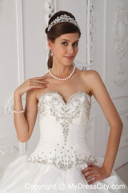 Hottest Style Sweetheart Beaded White Quinceanera Dresses With Pick Ups