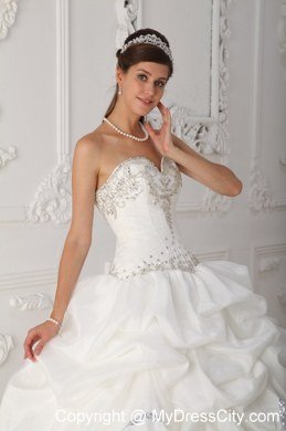 Hottest Style Sweetheart Beaded White Quinceanera Dresses With Pick Ups