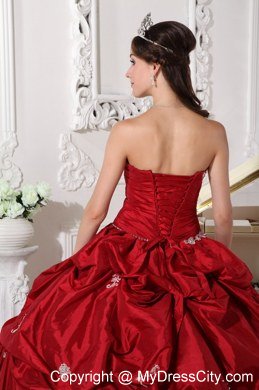 Sweetheart Appliques Ball Gown Wine Red Quinceanera Gowns