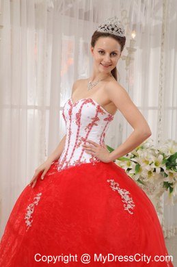 Pretty Sweetheart Appliques Red and White Quinceanera Gowns