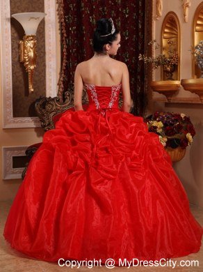 Sweetheart Organza Appliques Red 2013 Quinceanera Gowns