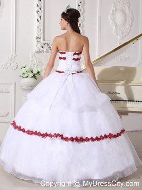 Organza Sweetheart White Quinceanera Dresses With Red Appliques