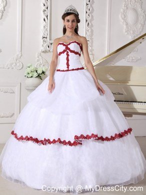 Organza Sweetheart White Quinceanera Dresses With Red Appliques