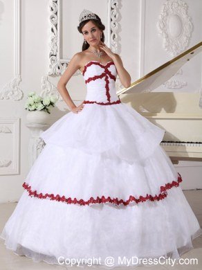 Organza Sweetheart White Quinceanera Dresses With Red Appliques