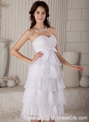 Lace Layers Sweetheart Knee-length Bowknot Decorated Bridal Gown