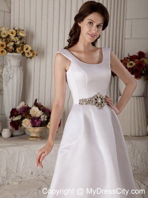 Luxurious Princess Scoop Court Train Bridal Gowns with Beading Sash