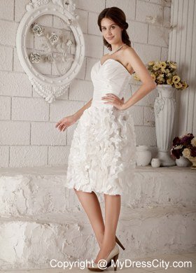 Ruched Sweetheart Knee-length Wedding Dress with Rolling Flowers