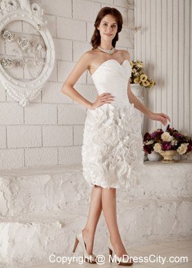 Ruched Sweetheart Knee-length Wedding Dress with Rolling Flowers