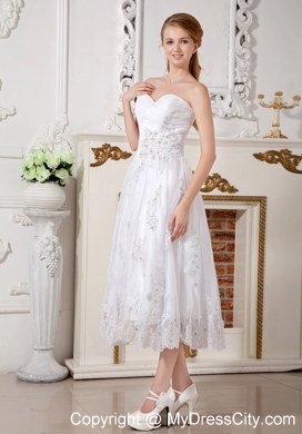 Tea-length Sweetheart Lace Appliques Wedding Dress with Ruche Decorated