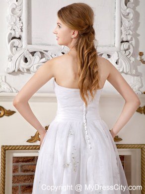 Tea-length Sweetheart Lace Appliques Wedding Dress with Ruche Decorated