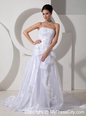 Beading Appliques Court Train Wedding Gown with Bowknot Decorated