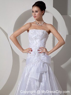 Beading Appliques Court Train Wedding Gown with Bowknot Decorated