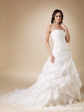 Appliques Strapless Ruched Pick Ups Court Train Garden Wedding Dresses