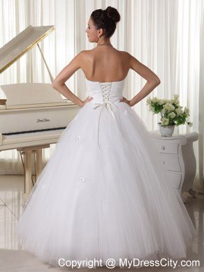 Tulle Strapless Princess Beaded Cheap Garden Wedding Dresses with Petal