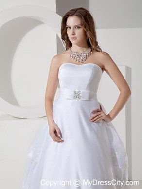 Lace Layers Back Court Train Garden Wedding Dresses with Beaded Bow