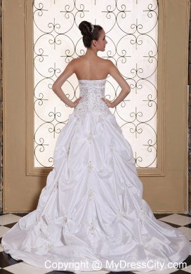 Pick Ups Court Train Wedding Bridal Gowns with Beading and Embroidery