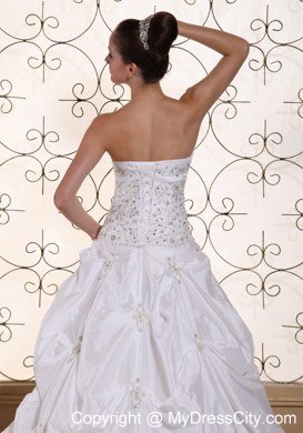 Pick Ups Court Train Wedding Bridal Gowns with Beading and Embroidery