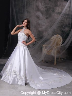 Embroidery with Beading for Chapel Train Wedding Dress with Sheer Halter